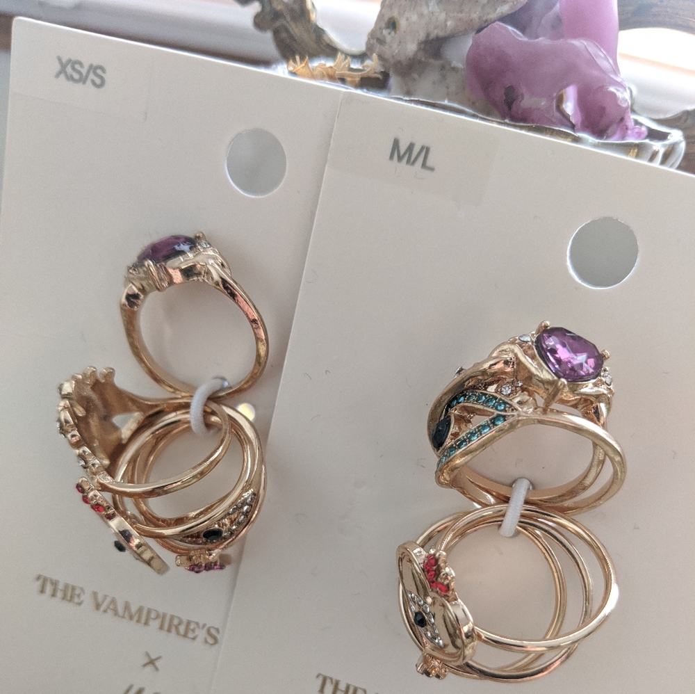 The Vampire’s Wife x H&M 5-pack rings